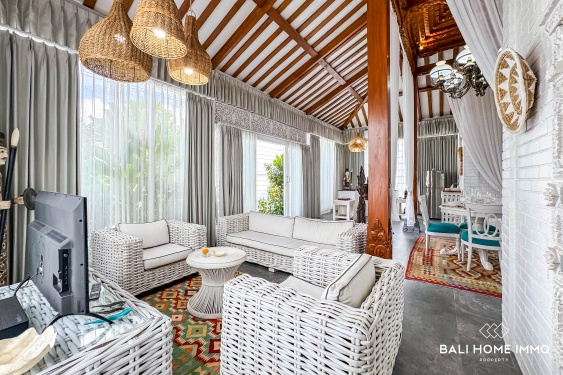 Image 5 from Vila 6 Kamar Tidur yang Dirancang dengan Baik untuk Dijual & Disewakan di Bali Pererenan