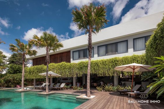 Image 4 from VILLA BIEN CONÇUE DE 9 CHAMBRES À VENDRE EN LOCATION À ULUWATU PRÈS DE LA PLAGE DE BINGIN