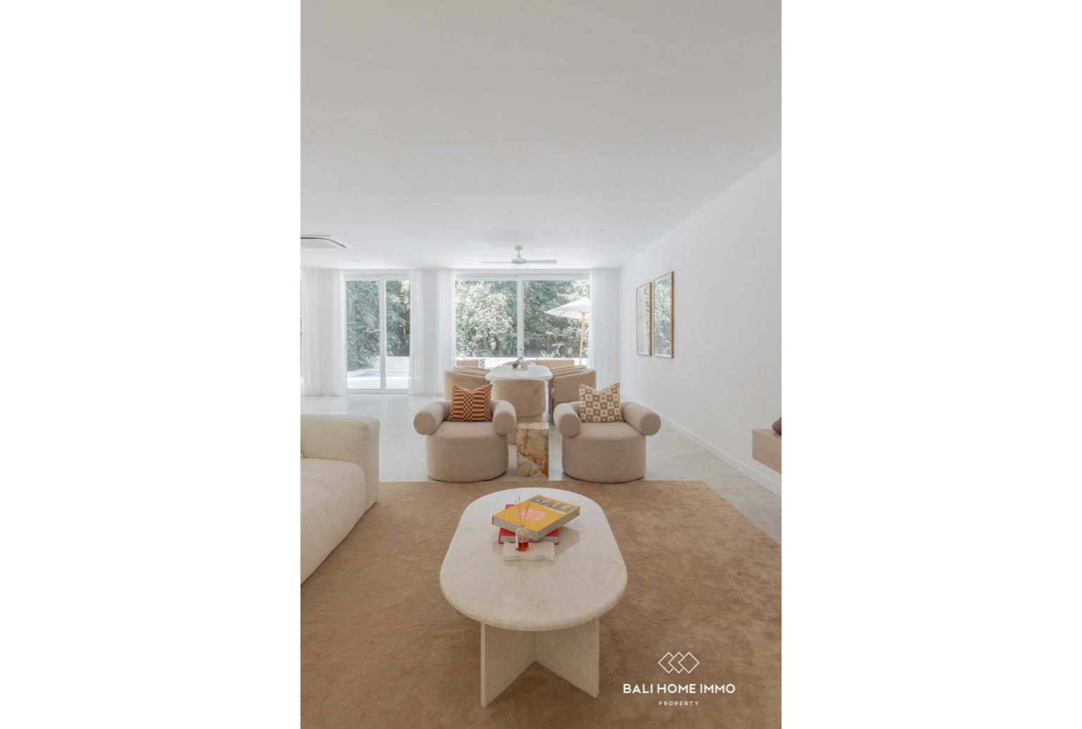 Villa 3 Kamar di Zona Pariwisata untuk Dijual dengan di Pererenan, Bali view 3