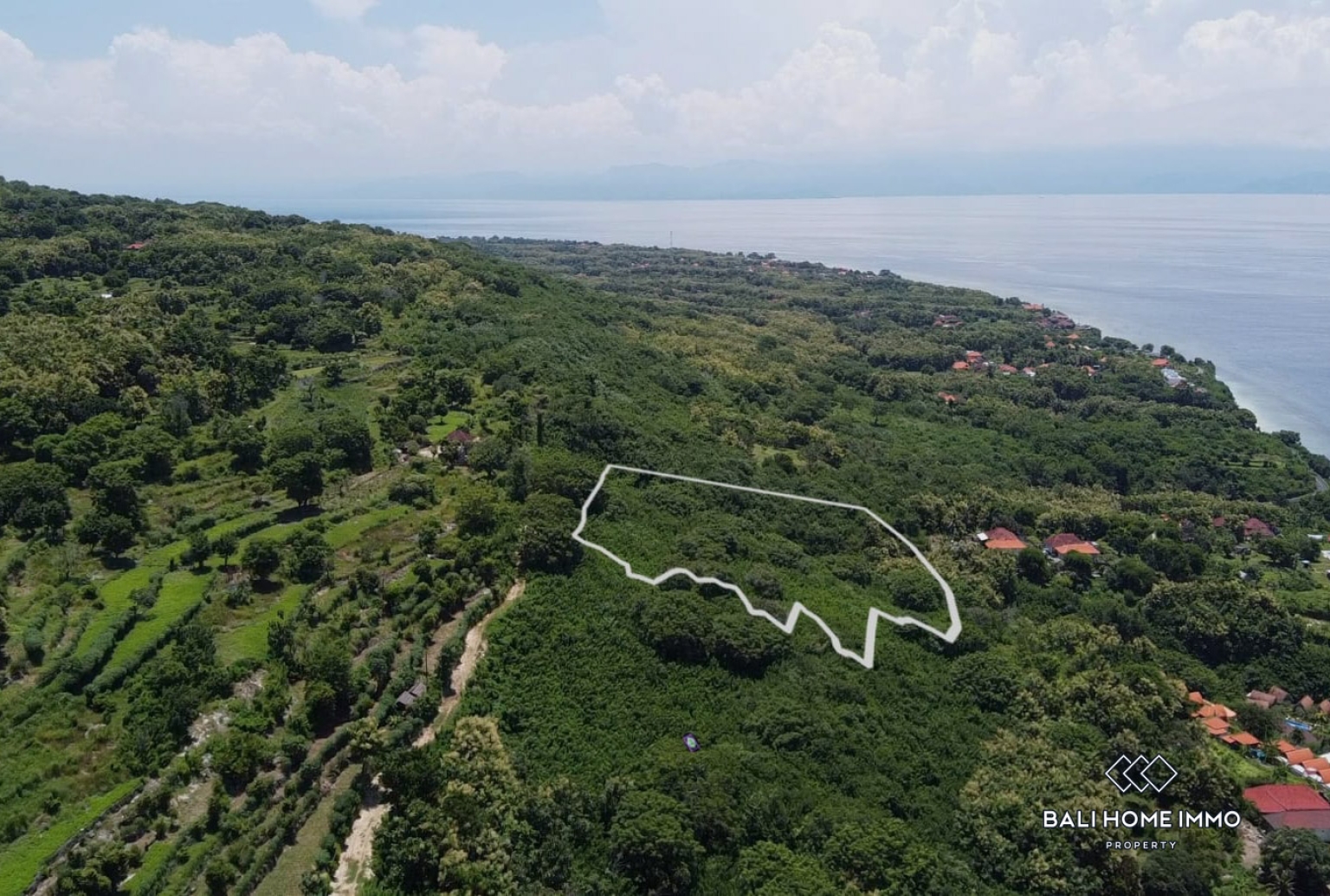Touristic 5760 m² land for sale in Nusa Penida view 8