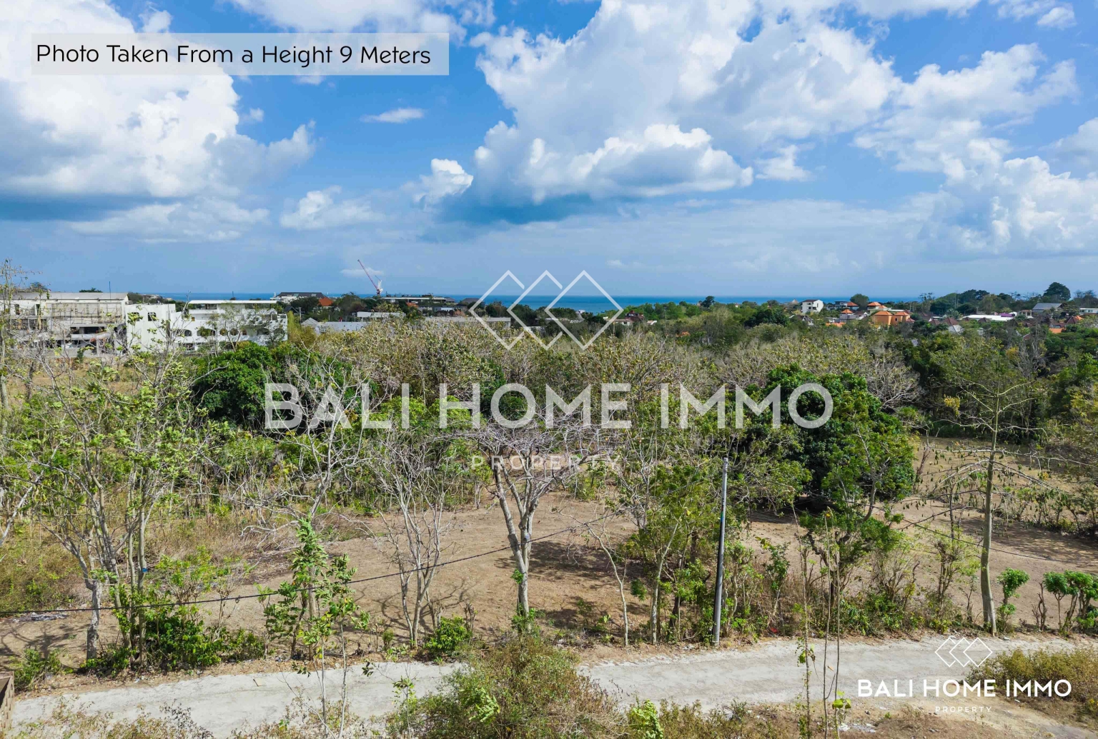 Touristic Land for Sale Freehold with Ocean View in Bingin view 6