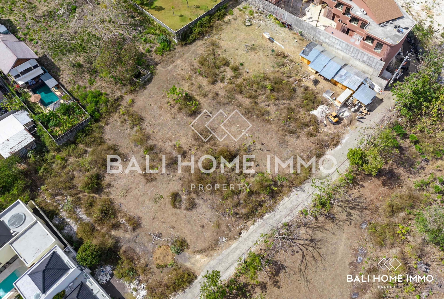 Touristic Land for Sale Freehold with Ocean View in Bingin view 2