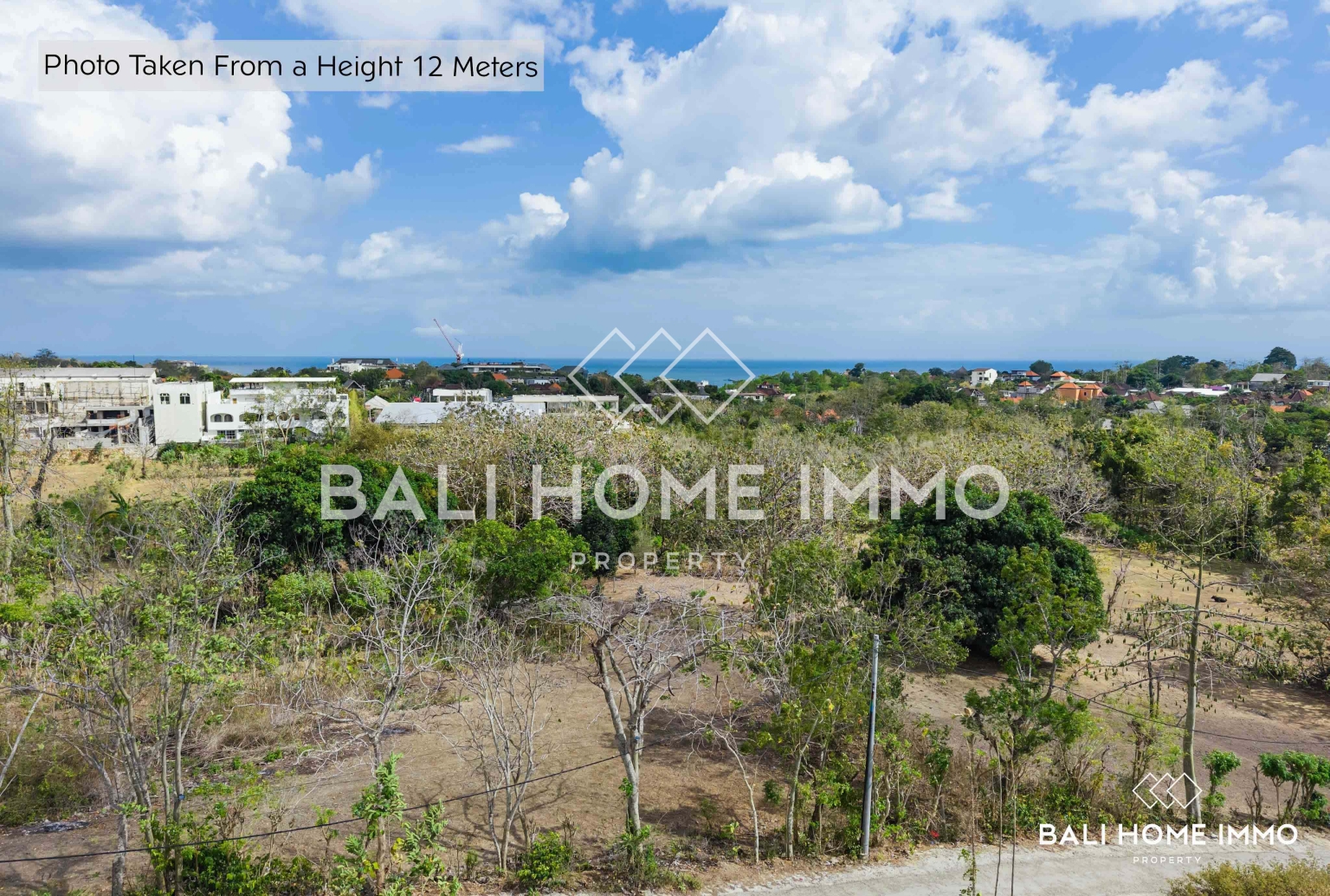 Touristic Land for Sale Freehold with Ocean View in Bingin view 7