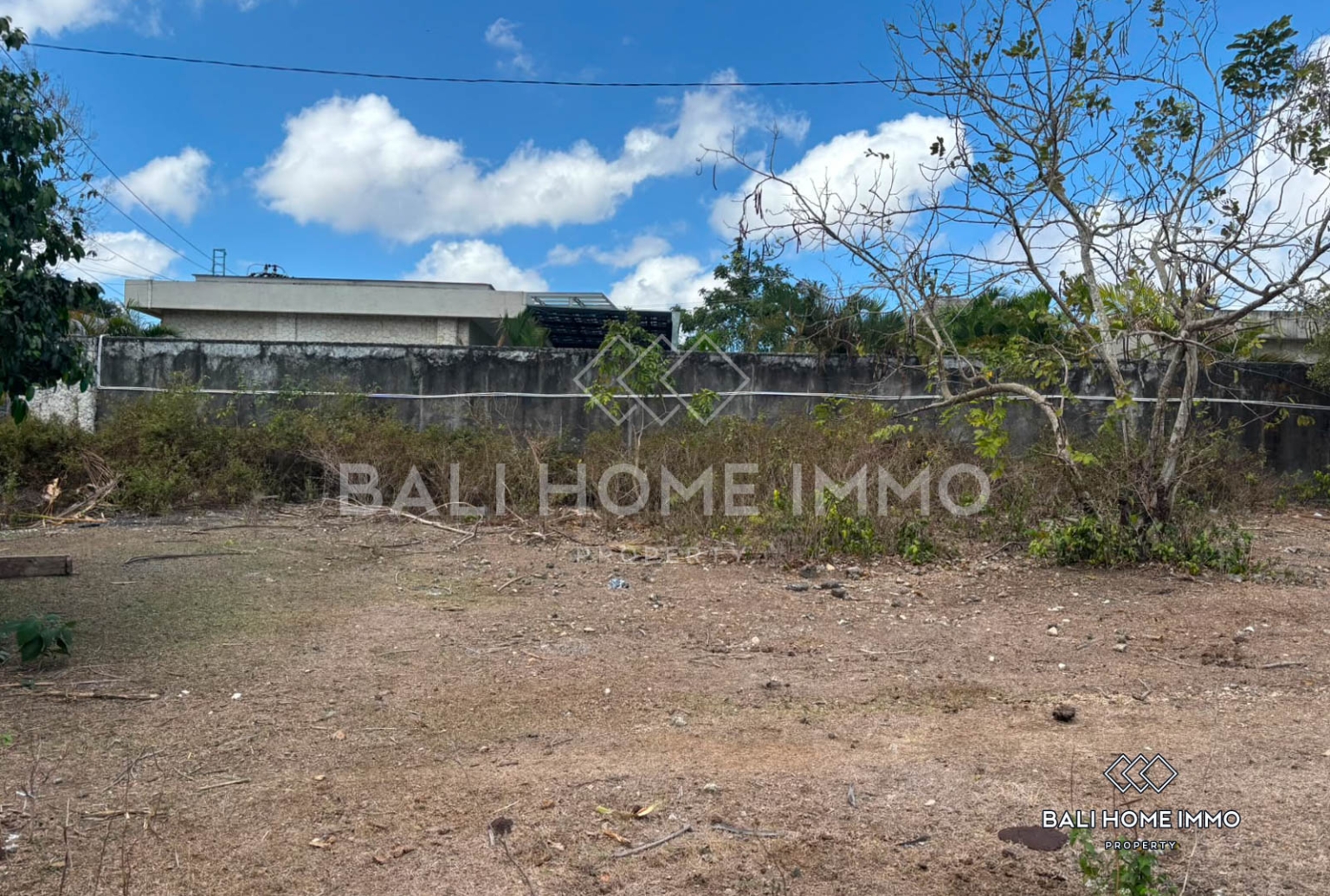 Touristic Land for Sale Leasehold Walking Distance to Balangan Beach view 2