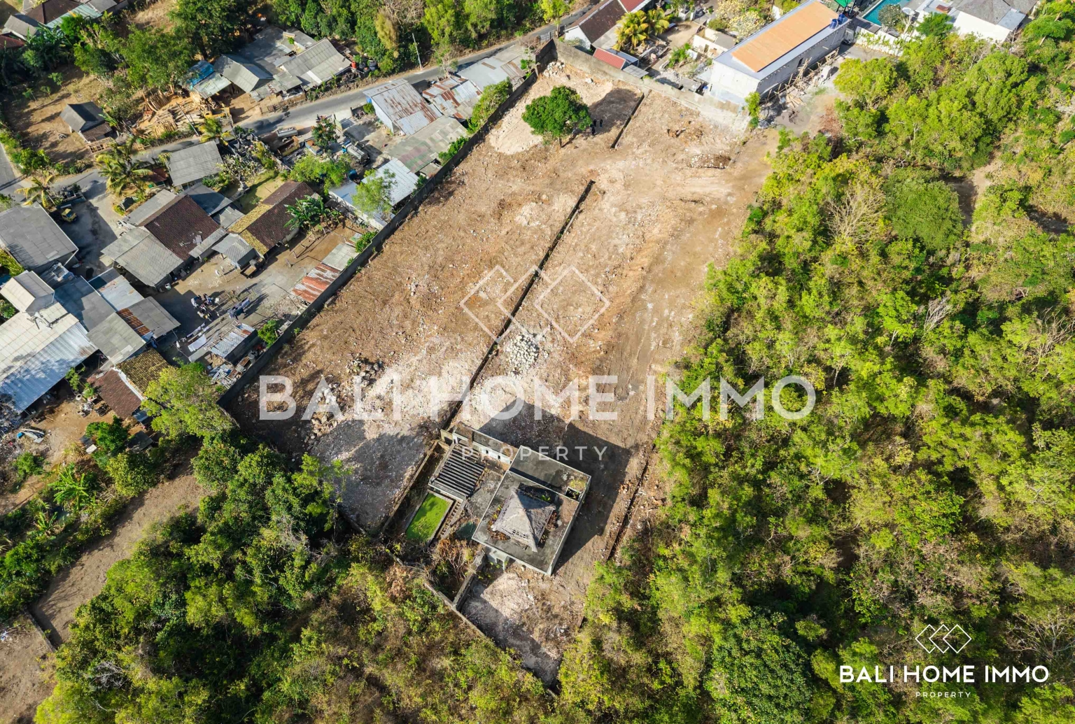 Dijual Tanah untuk Wisata dengan Pemandangan Laut di Ungasan view 2