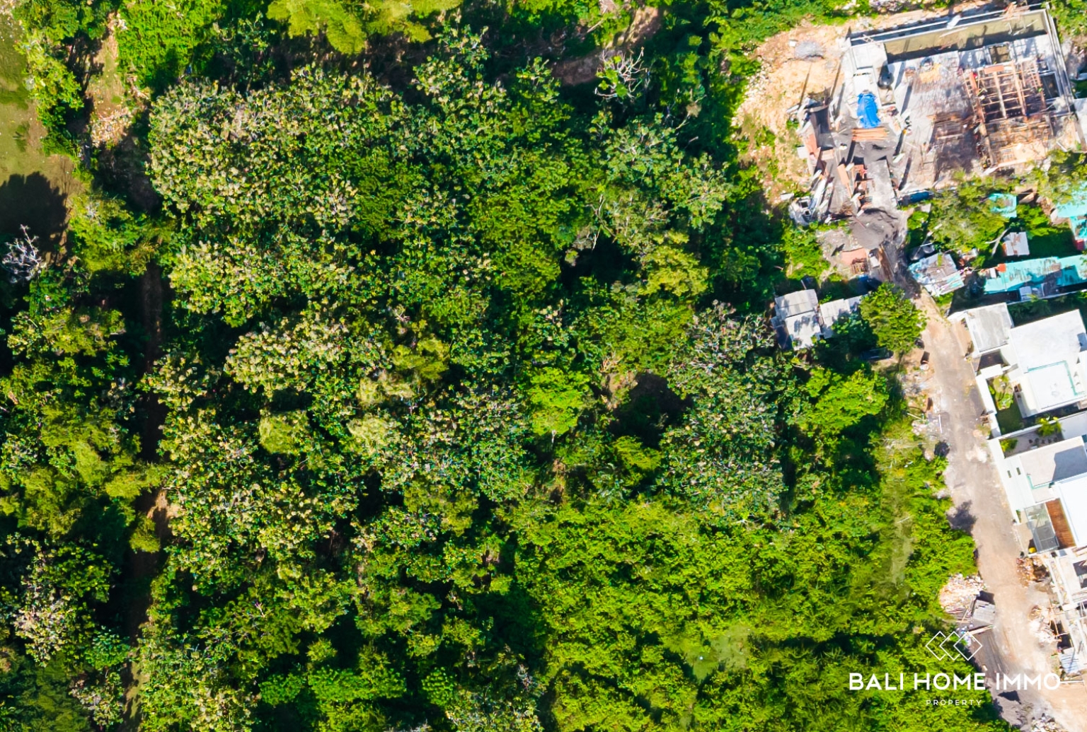 Touristic Land for Sale with Jungle View in Uluwatu view 2