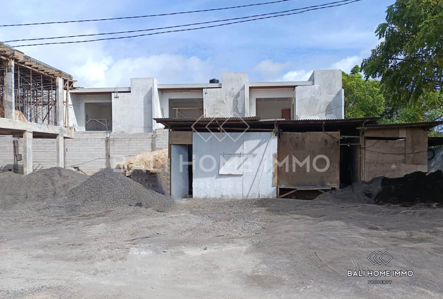 Touristic Street-front Land for Sale Leasehold in Balangan view 2