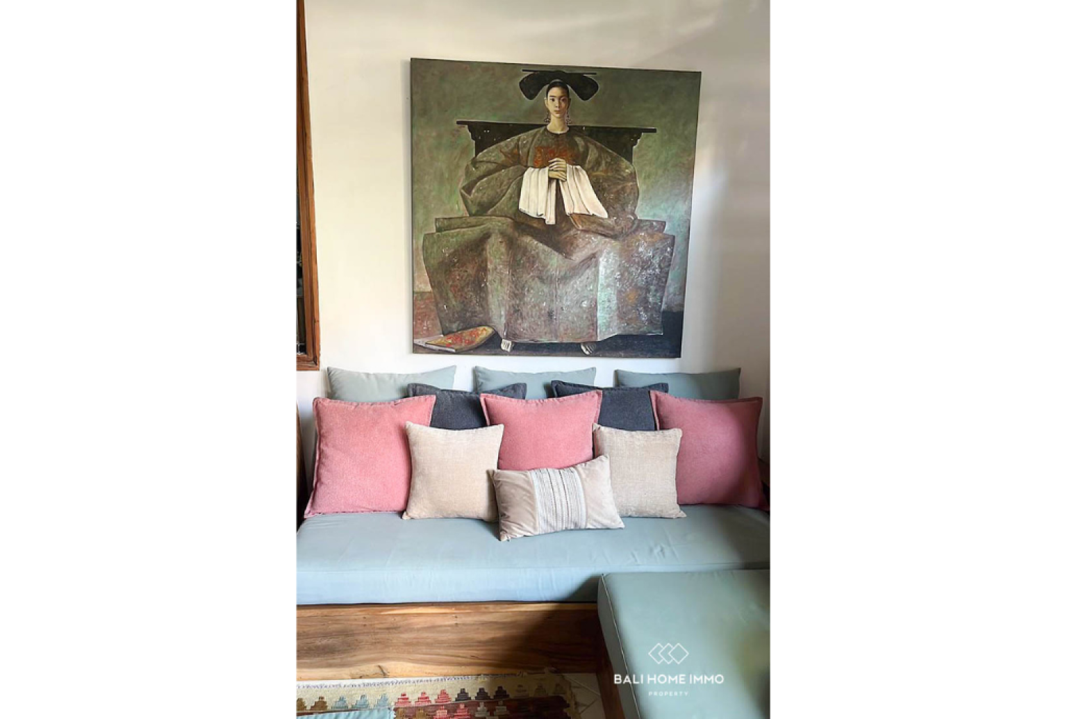 Traditional Balinese-Style House 2 Bedrooms + 1 Office For Rent In Umalas view 4