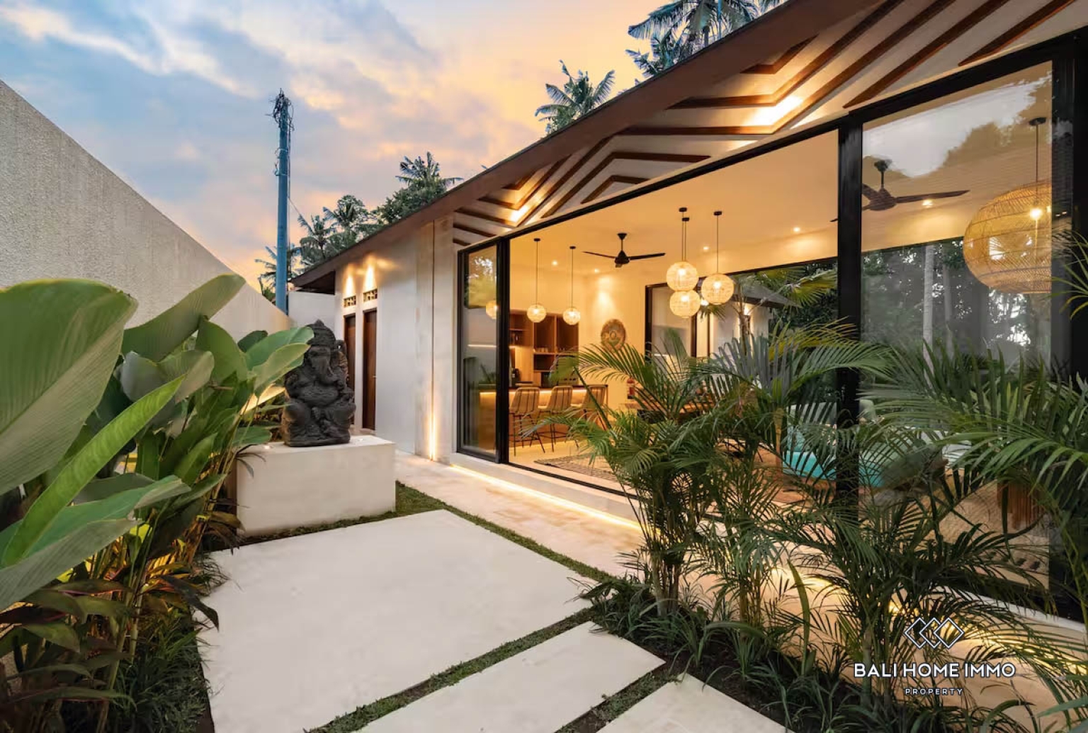 Tranquil 2-Bedrooms Jungle View Villa in Mas, Ubud view 16
