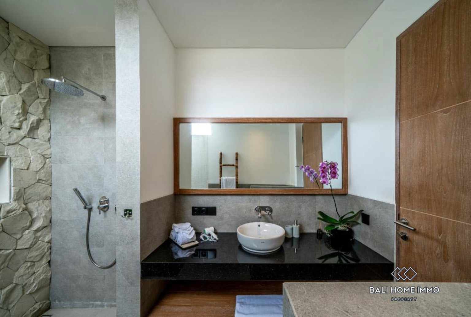 Tranquil 3-Bedroom villa For Sale in Lodtunduh Ubud view 14