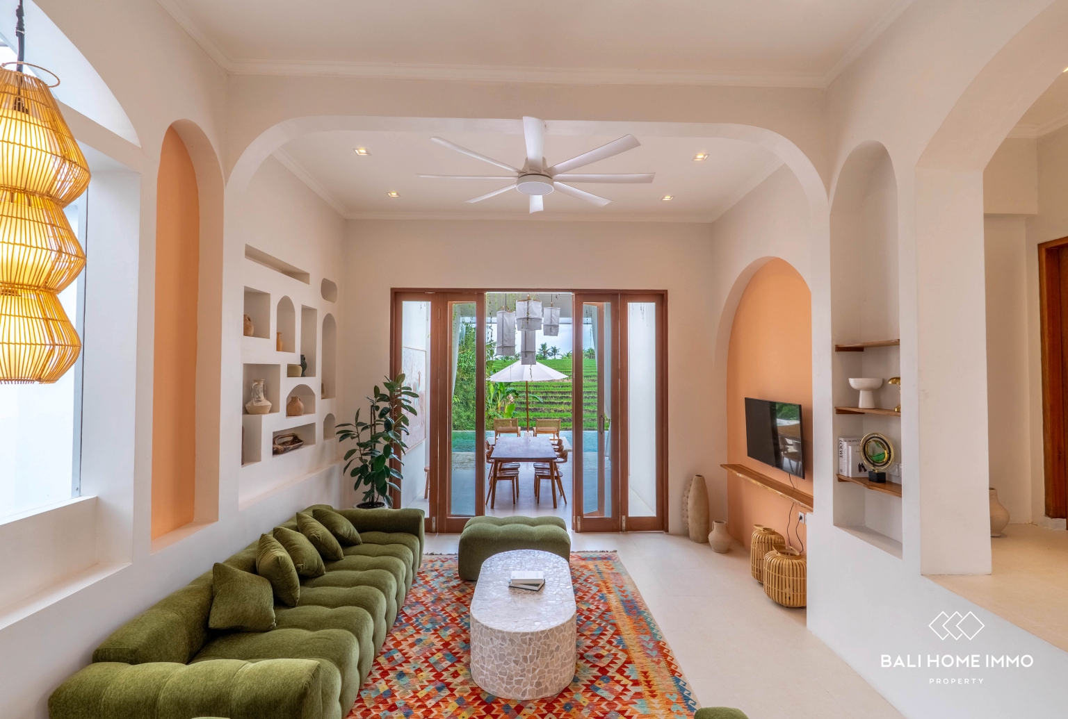 Villa paisible de 3 chambres avec vue sur les rizières, à vendre et à louer à Kedungu view 5