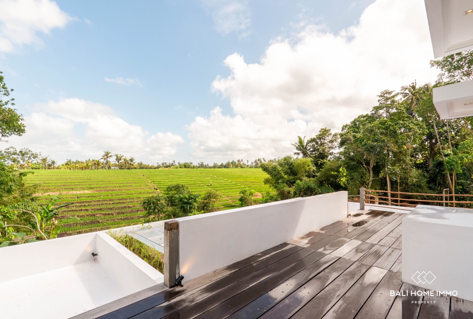 Villa paisible de 3 chambres avec vue sur les rizières, à vendre et à louer à Kedungu view 15