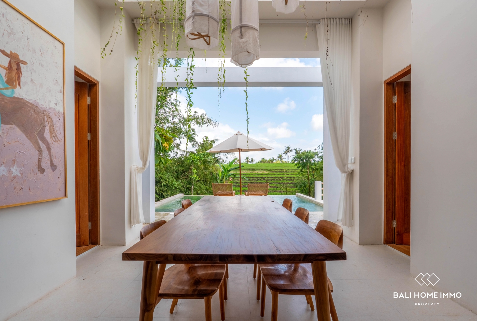 Villa paisible de 3 chambres avec vue sur les rizières, à vendre et à louer à Kedungu view 4