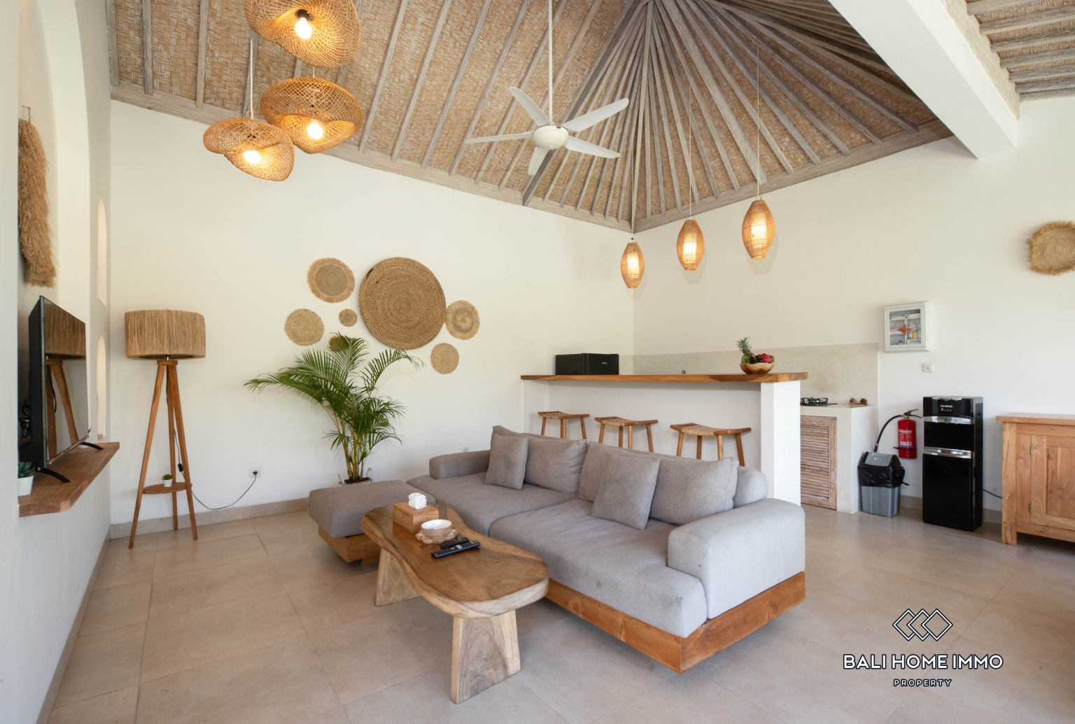 Tropical 1-Bedroom Pink Zone Villa For Sale in Ubud view 3
