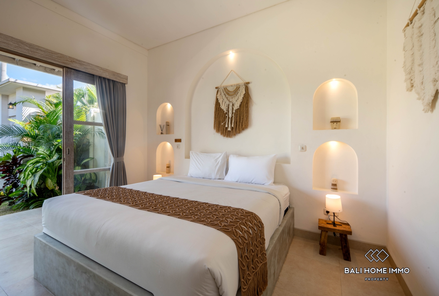 Tropical 1-Bedroom Pink Zone Villa For Sale in Ubud view 12