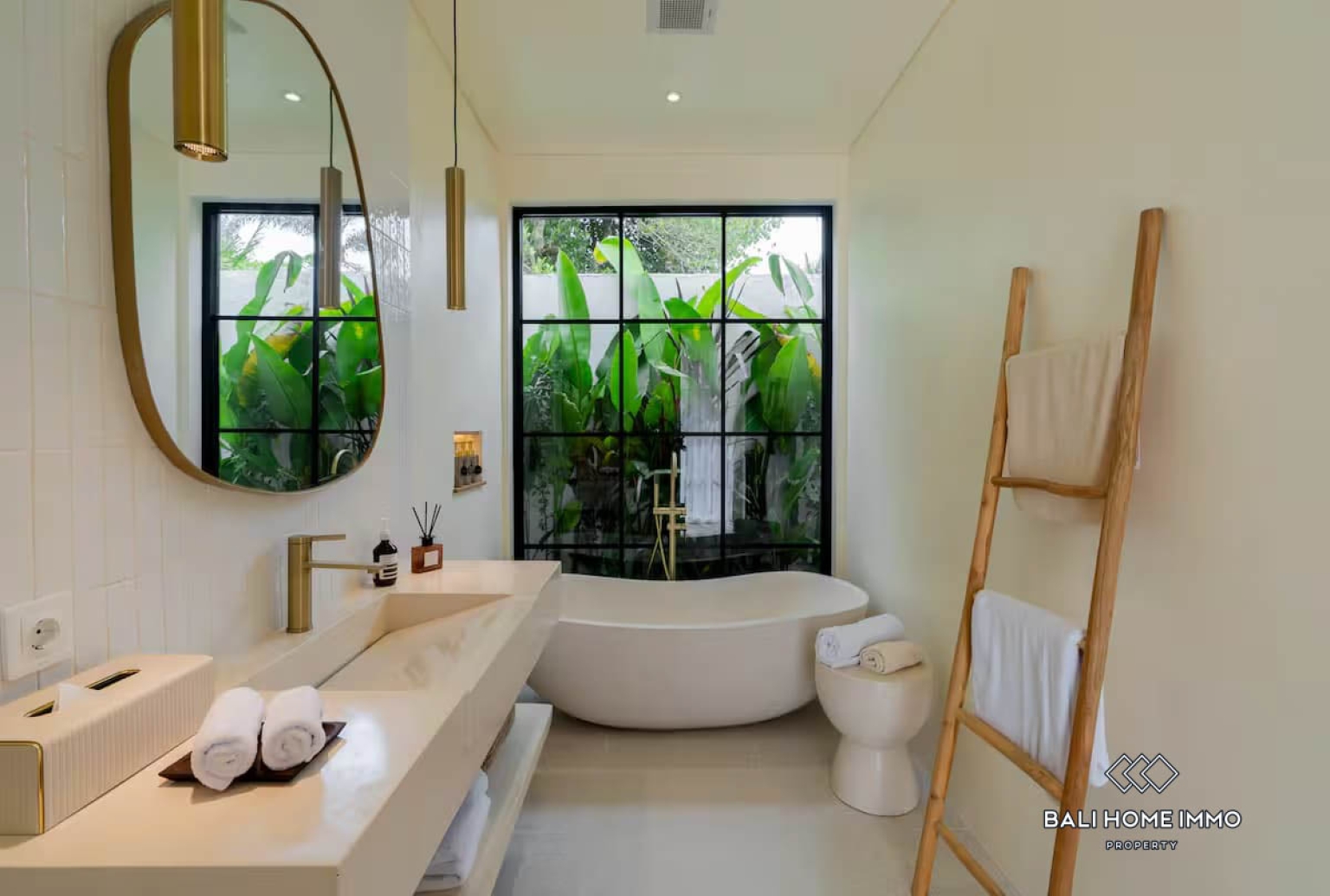 Tropical 1 bedroom Private Pool Villa For Sale in Ubud view 15