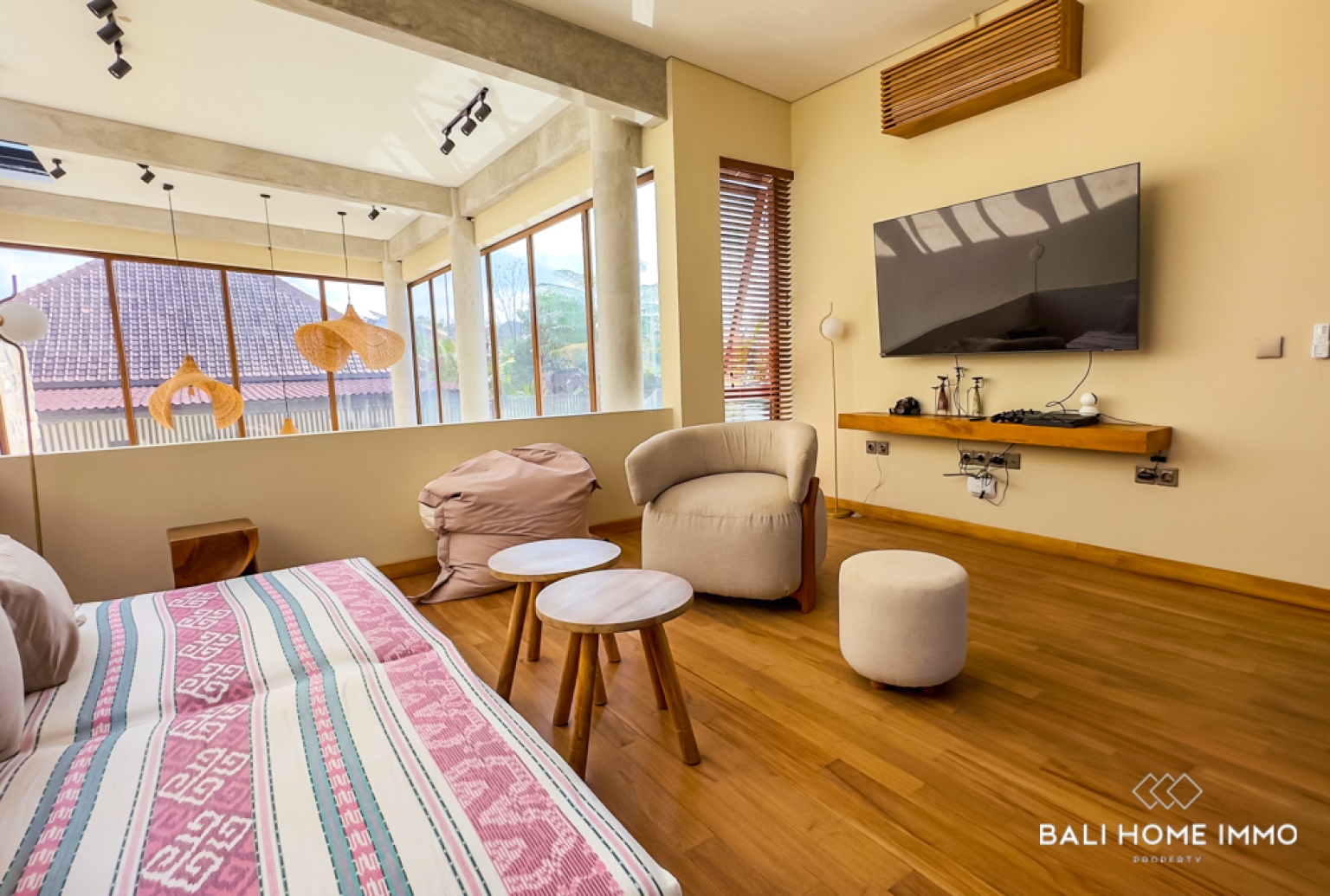 VILLA TROPIS 2 KAMAR DENGAN PEMANDANGAN LAUT UNTUK DIJUAL DI UNGASAN view 8