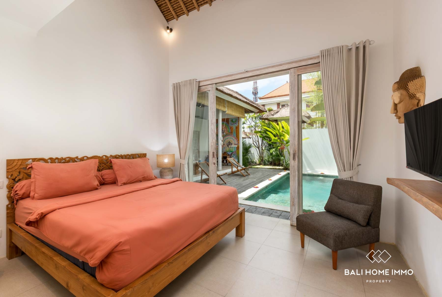 Tropical 2 Bedroom Villa for Leasehold Sale in Kerobokan Bali view 12