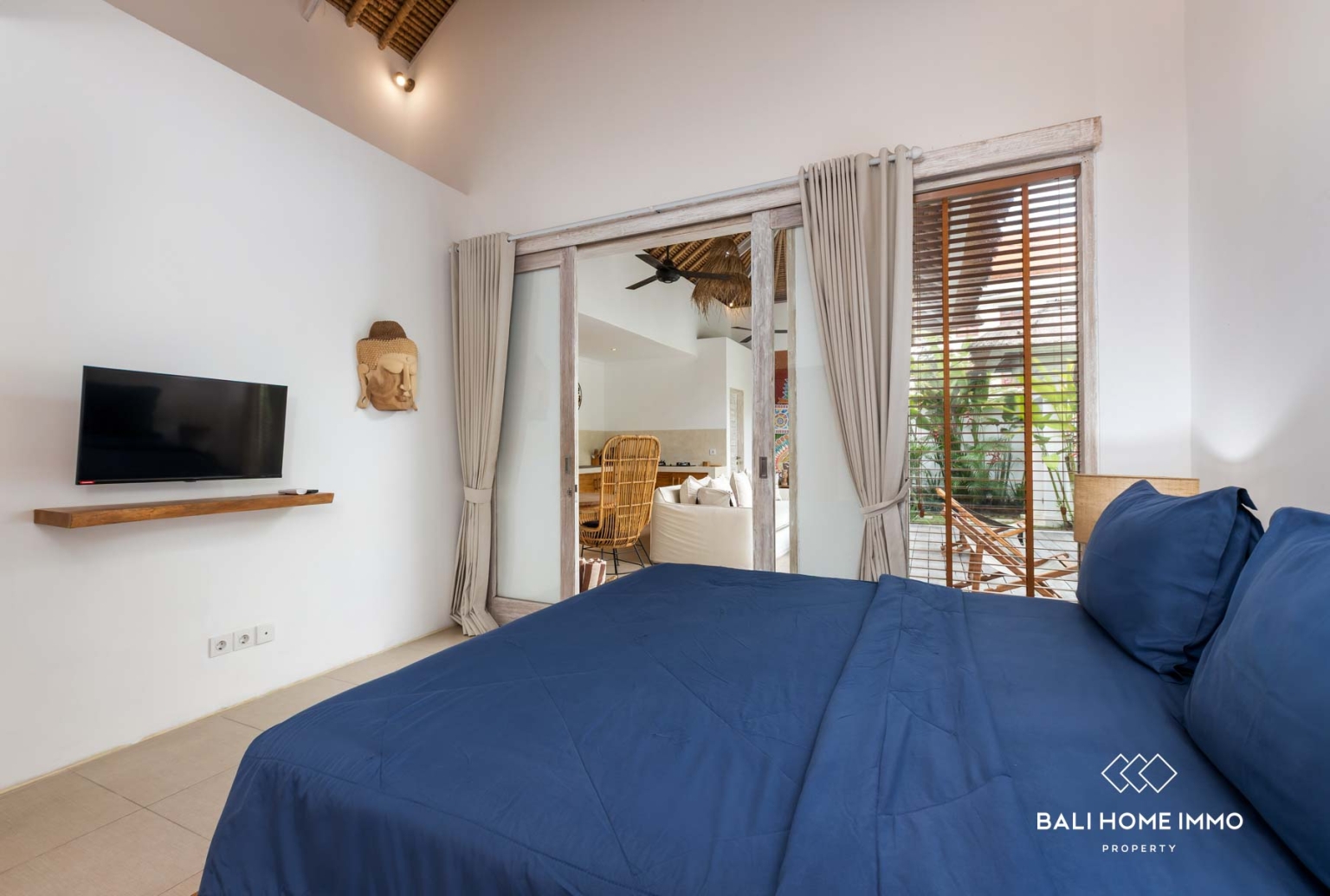 Tropical 2 Bedroom Villa for Leasehold Sale in Kerobokan Bali view 16