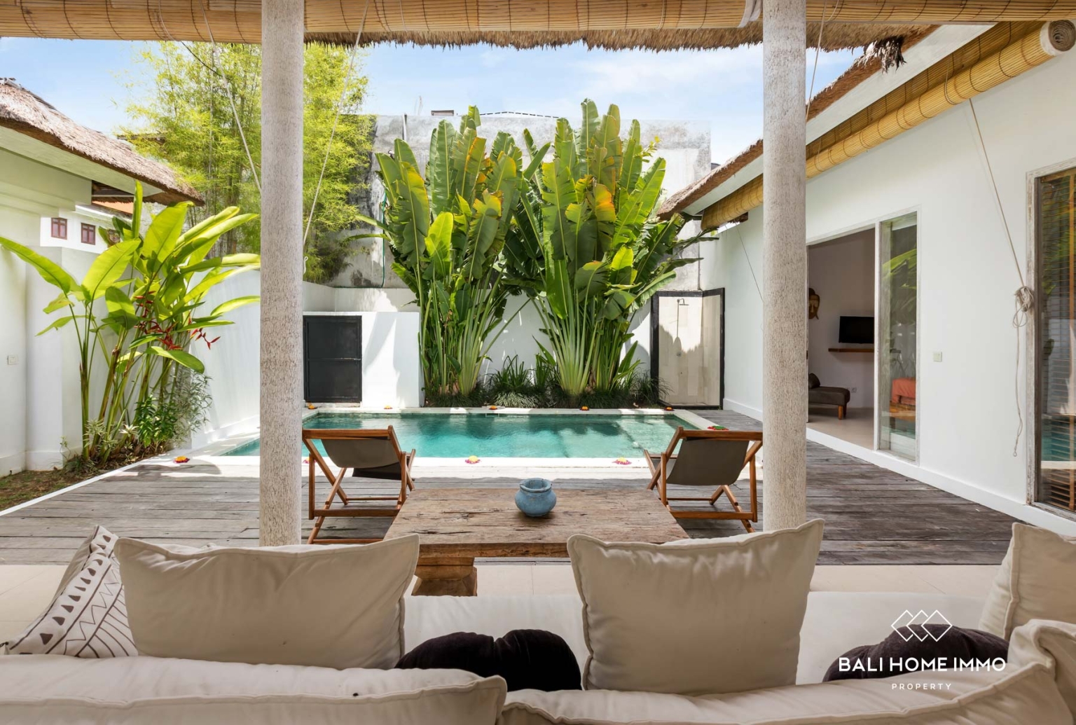 Tropical 2 Bedroom Villa for Leasehold Sale in Kerobokan Bali view 7