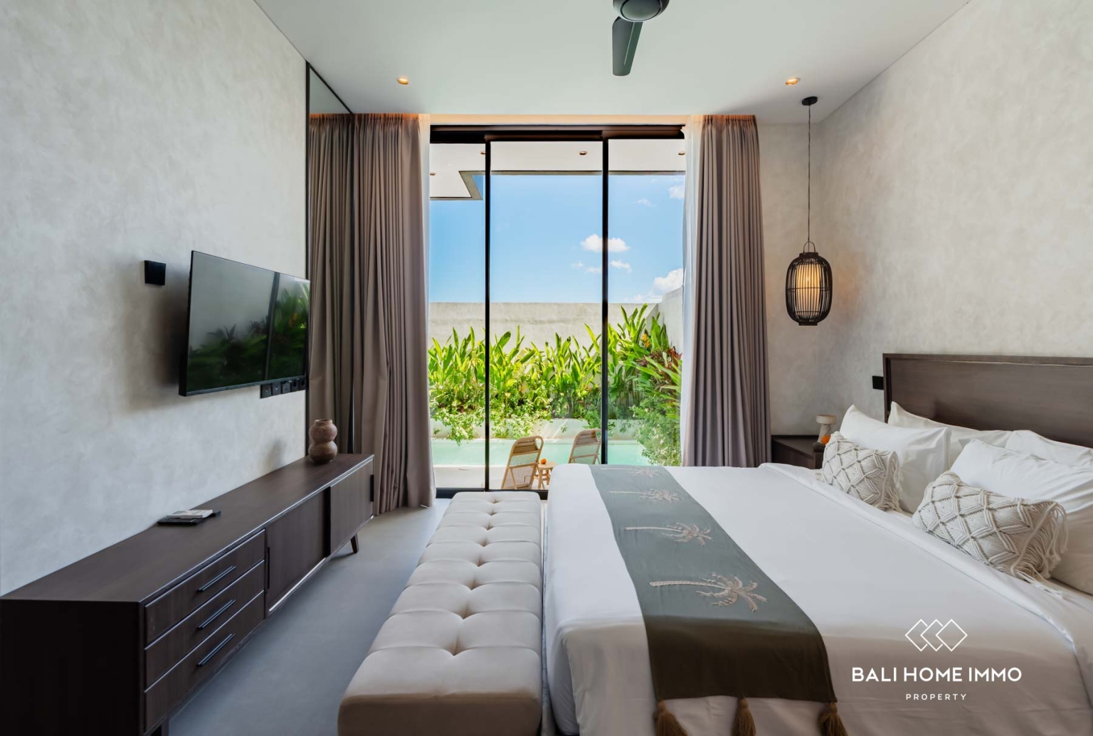 TROPICAL 2 BEDROOM VILLA FOR LEASEHOLD SALE IN PERERENAN BALI view 16