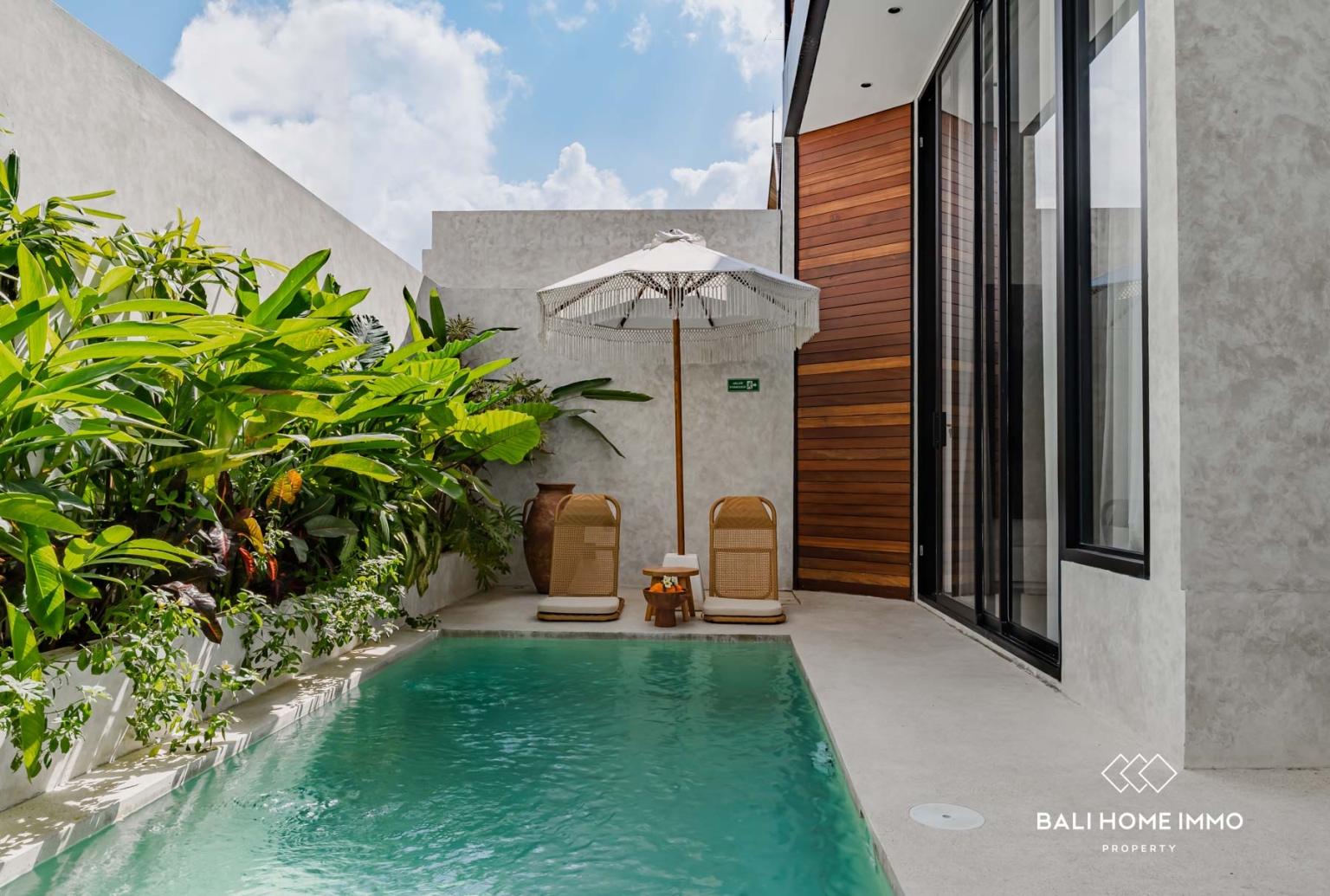TROPICAL 2 BEDROOM VILLA FOR LEASEHOLD SALE IN PERERENAN BALI view 24
