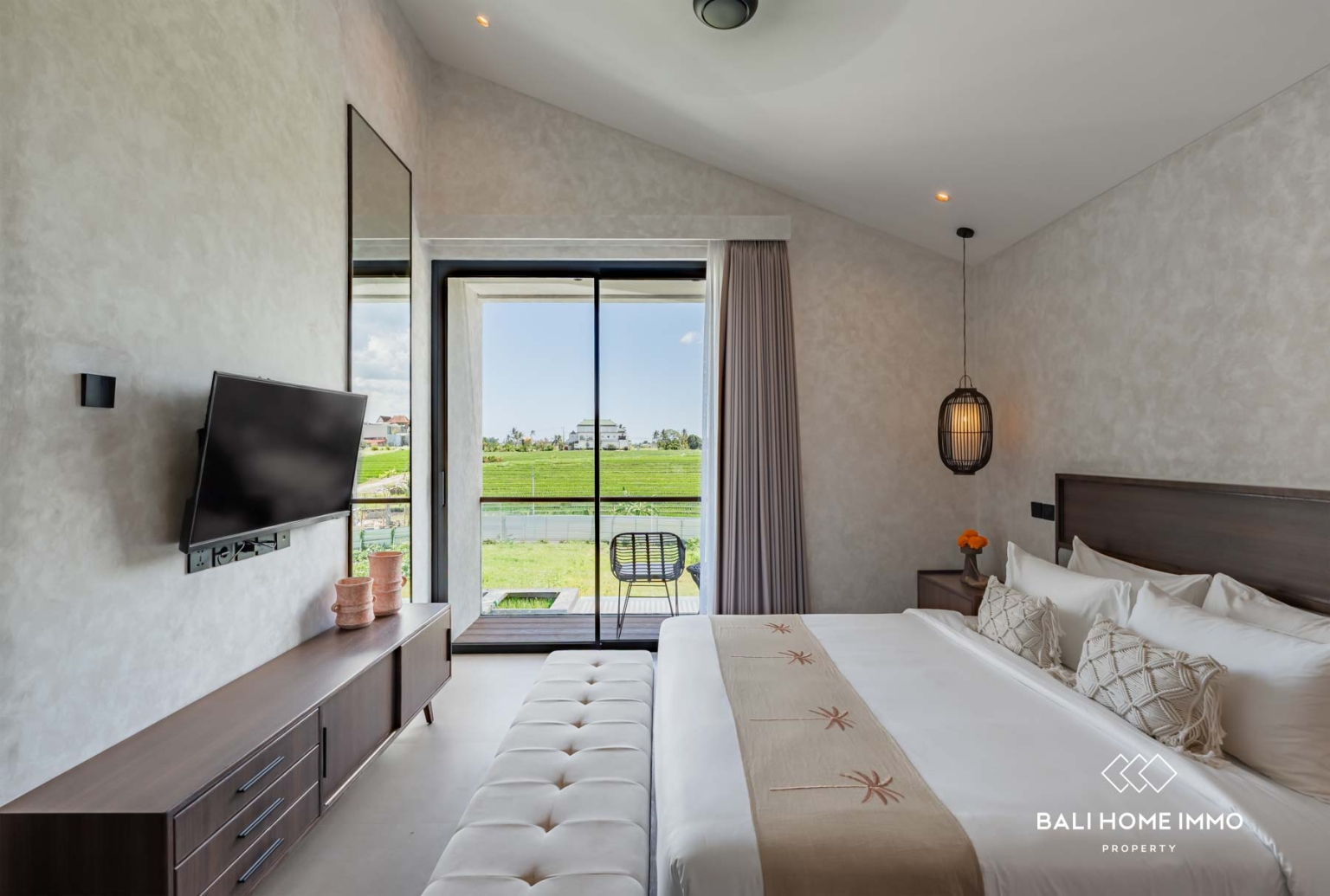 TROPICAL 2 BEDROOM VILLA FOR LEASEHOLD SALE IN PERERENAN BALI view 13