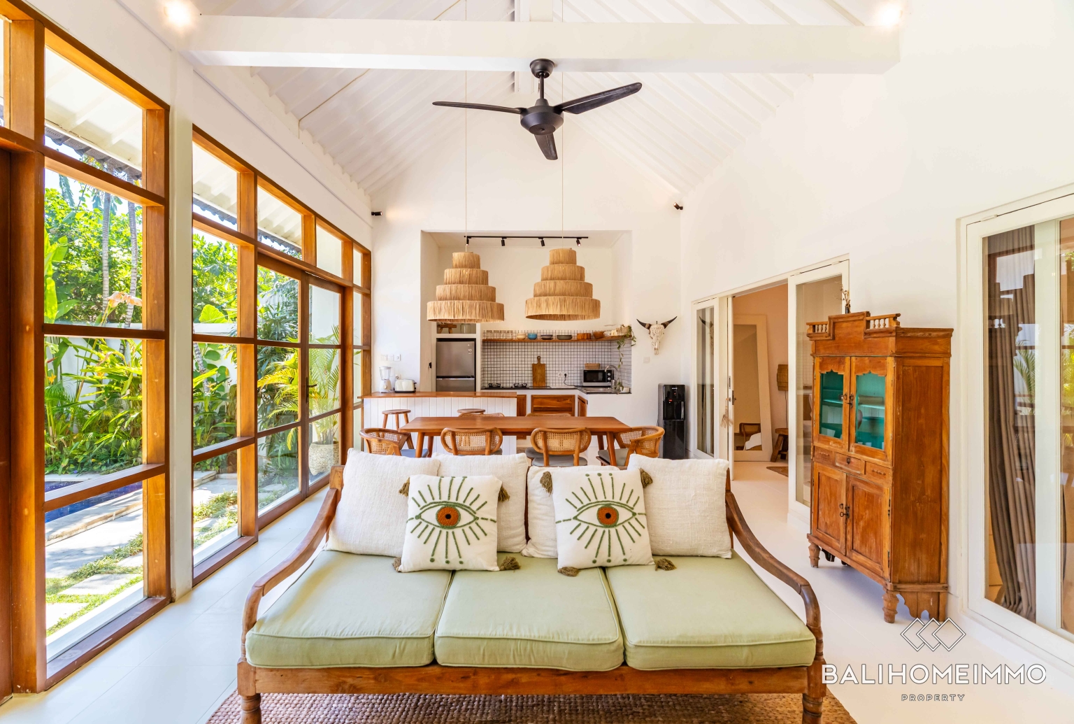 Vila tropis 2 kamar untuk disewakan tahunan dan bulanan di Berawa Canggu view 6