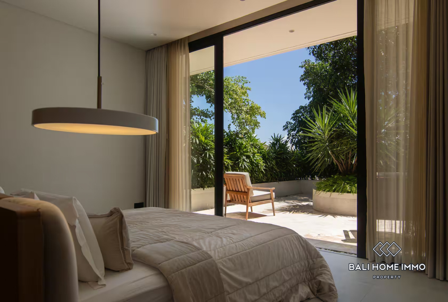 Tropical 3 Bedroom Villa for Sale Leasehold in Bingin view 11