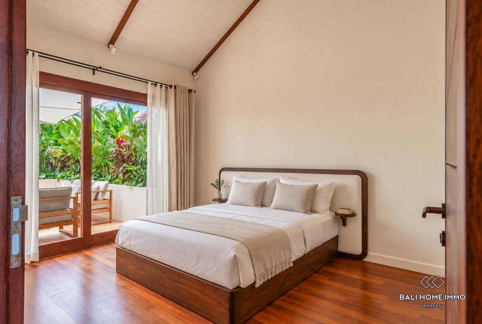 Villa mewah bergaya tropis dengan 3 kamar dijual dengan status hak sewa di Bali, Sanur. view 7