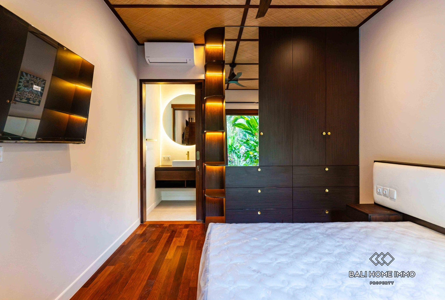 Villa de luxe tropicale de 3 chambres à vendre en bail emphytéotique à Sanur, Bali view 15