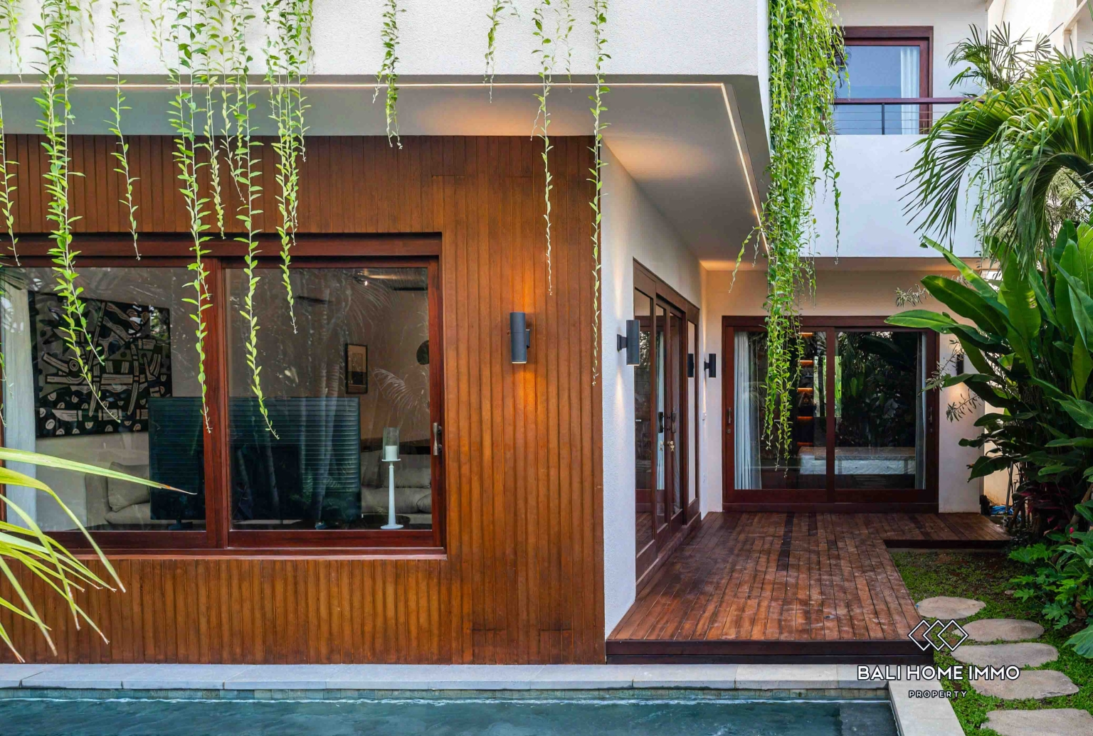 Villa de luxe tropicale de 3 chambres à vendre en bail emphytéotique à Sanur, Bali view 23