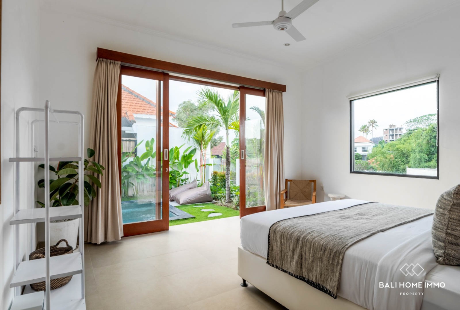 Tropical Residential Retreat for rent in Canggu Berawa view 11