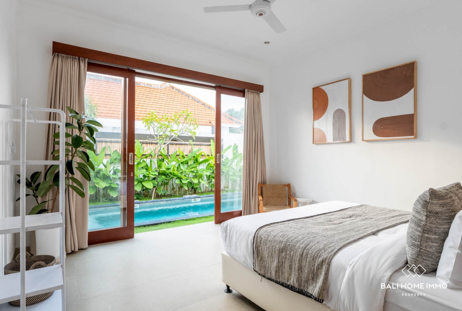 Tropical Residential Retreat for rent in Canggu Berawa view 9