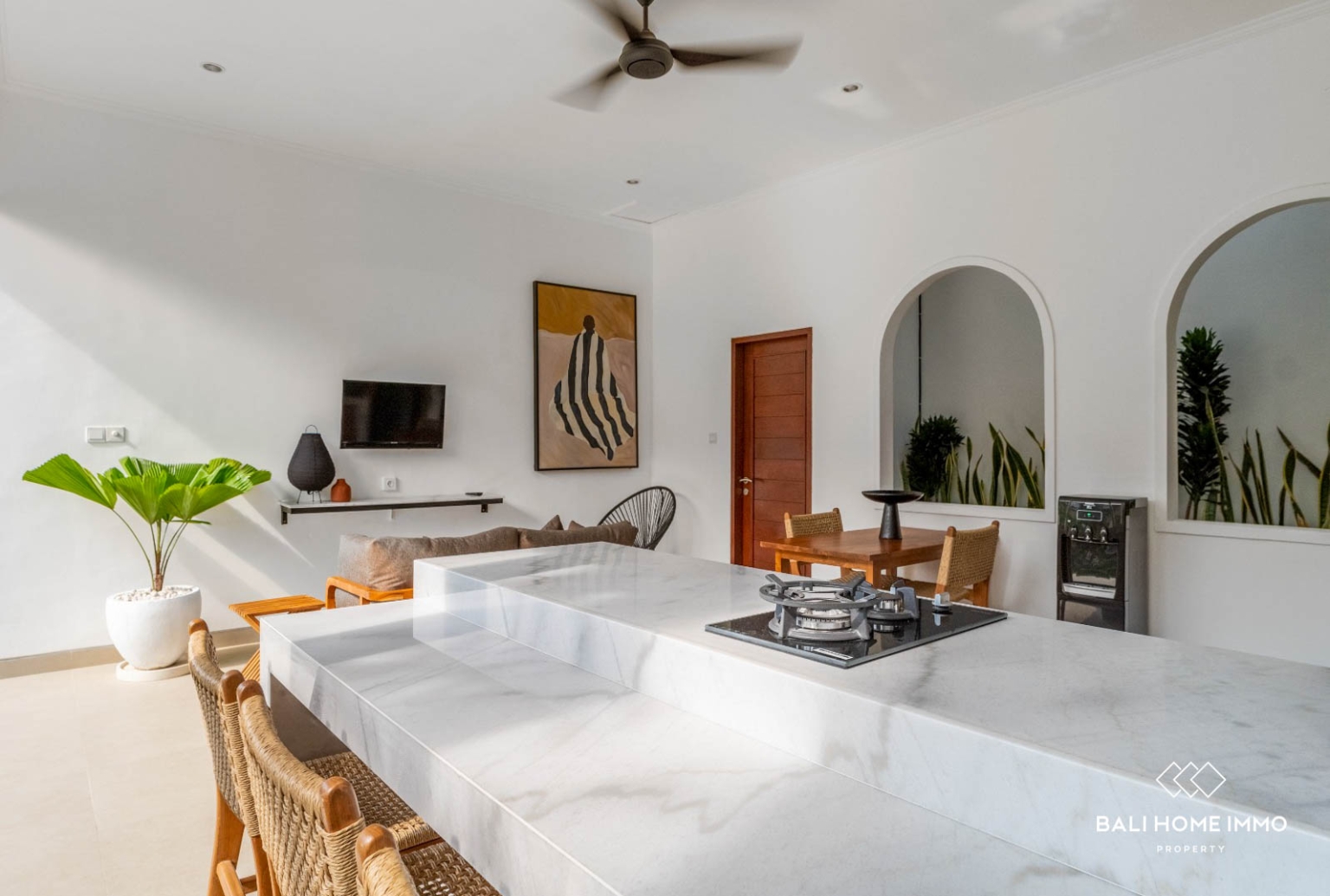 Tropical Residential Retreat for rent in Canggu Berawa view 6