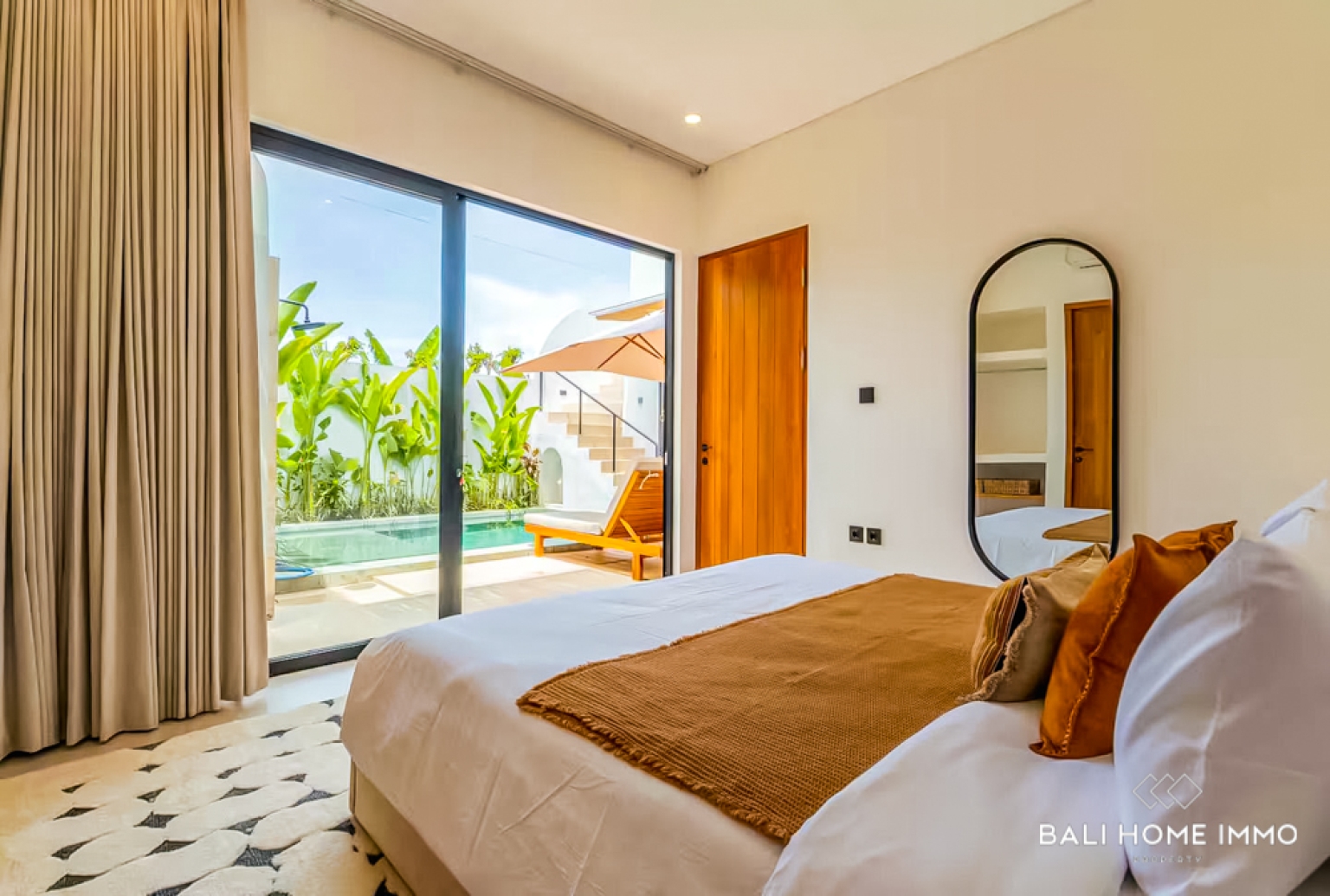 TROPICAL UNIQUE 2 BEDROOM VILLA WITH JACUZZI FOR SALE IN ULUWATU view 12