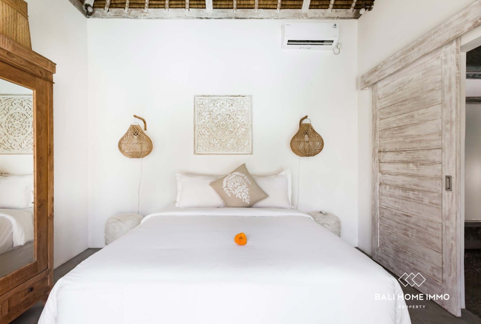 Tropical Villa for Leasehold Sale in Seminyak Bali view 8