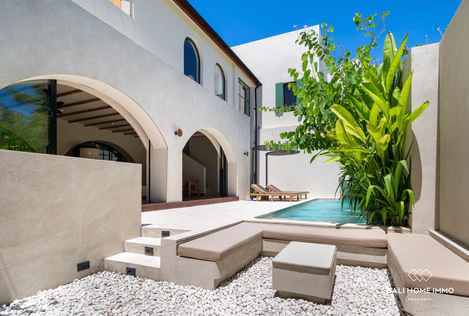 Villa Hacienda Mewah 3 Kamar untuk dijual dan disewa di Pererenan view 2