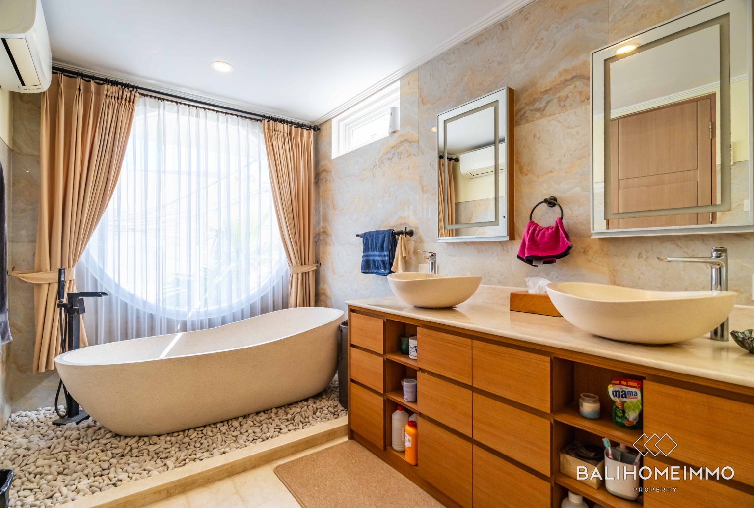 Turnkey Family 4 Bedroom Villa for sale in Umalas Bali view 22