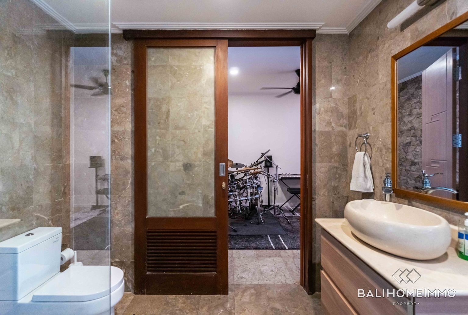 Turnkey Family 4 Bedroom Villa for sale in Umalas Bali view 25