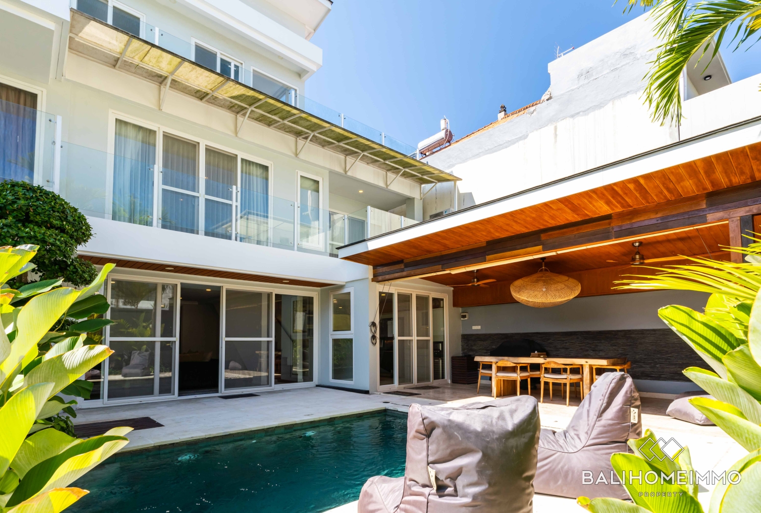 Turnkey Family 4 Bedroom Villa for sale in Umalas Bali view 2