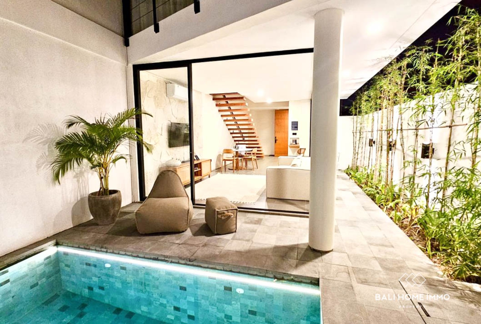Two unit villas for sale in one package in Babakan Canggu view 2