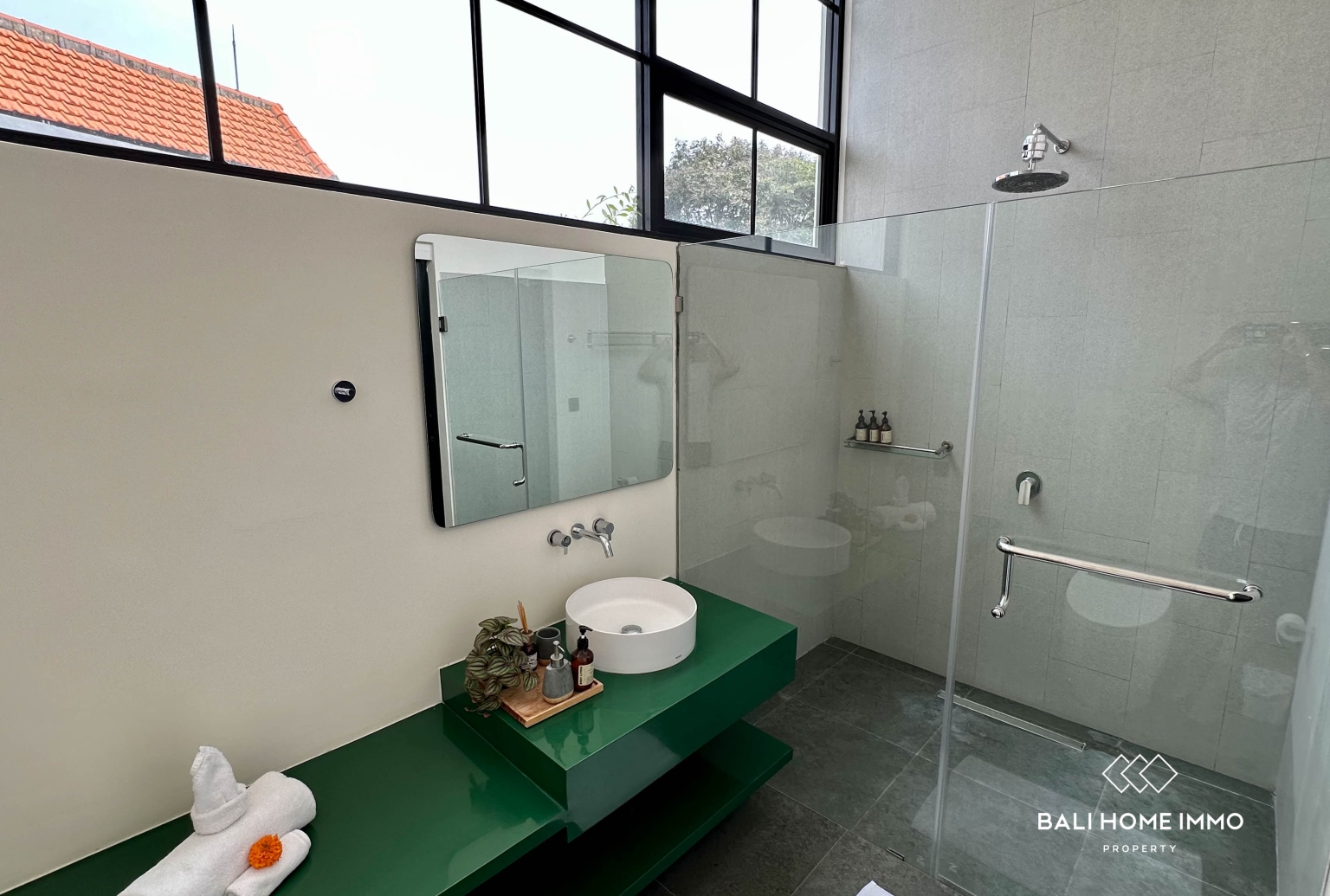 Two unit villas for sale in one package in Babakan Canggu view 23