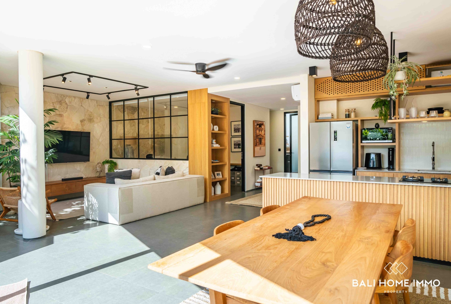 Two unit villas for sale in one package in Babakan Canggu view 8