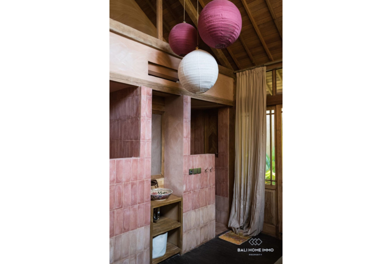 Two units 2 bedroom villa for sale in Bali Kedungu view 19
