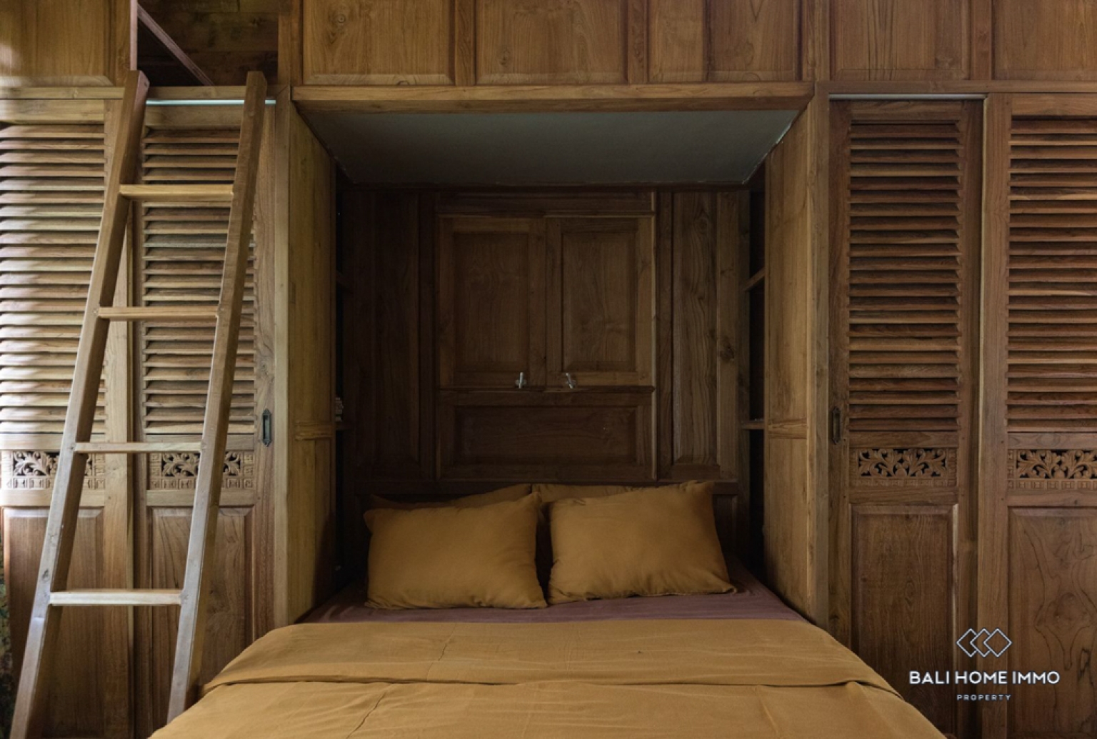 Two units 2 bedroom villa for sale in Bali Kedungu view 15
