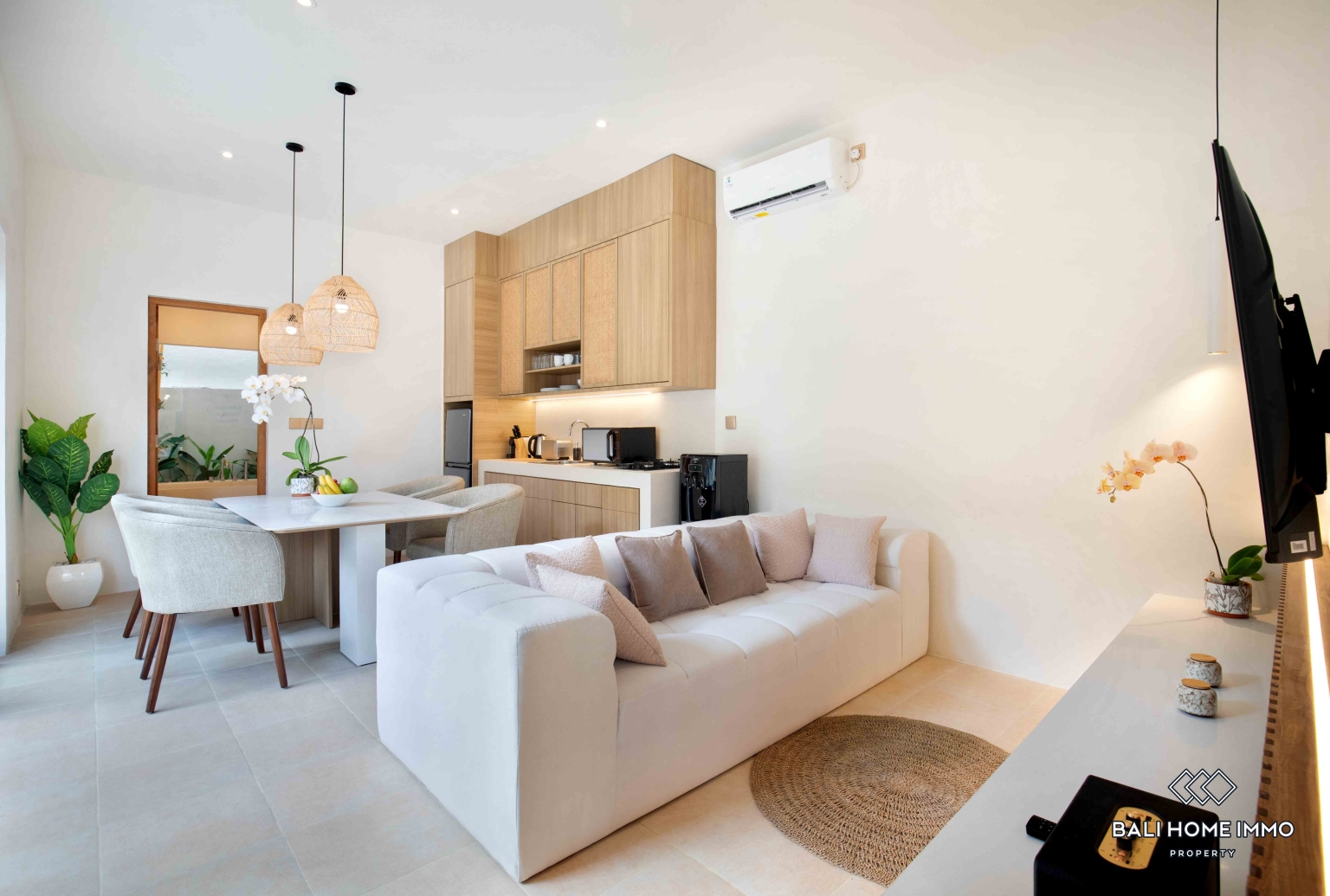 Dua unit vila 3 kamar dijual di Berawa. view 2