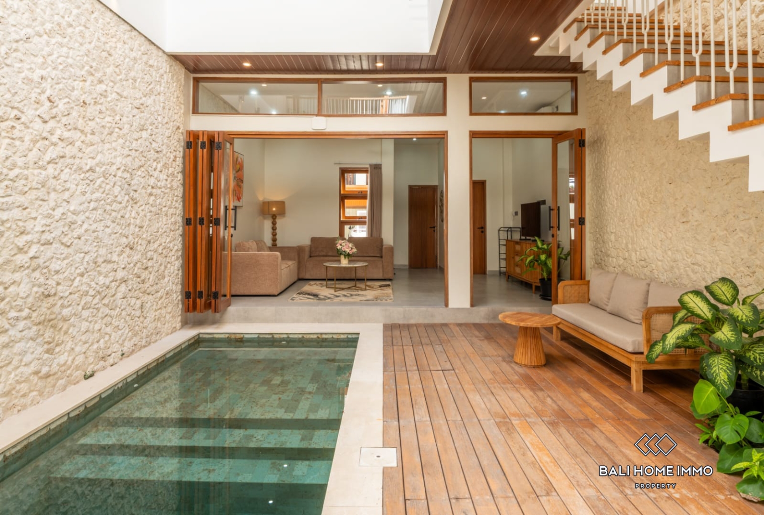 two villas for sale in in Umalas near school view 23