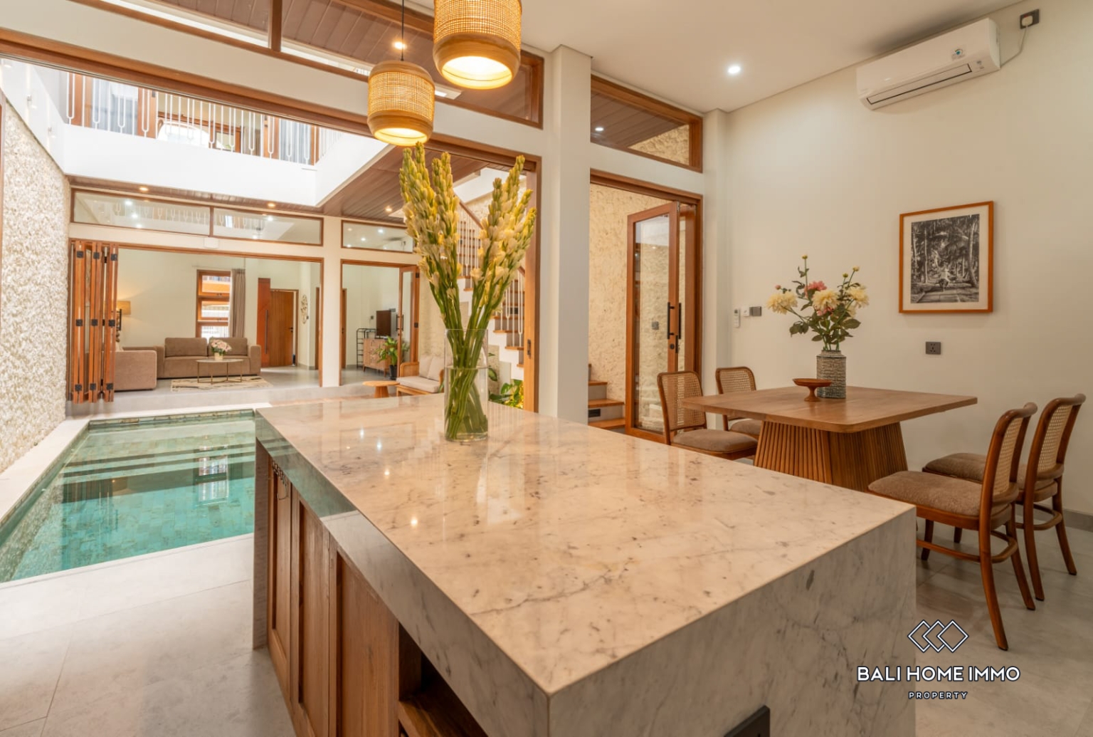 two villas for sale in in Umalas near school view 6