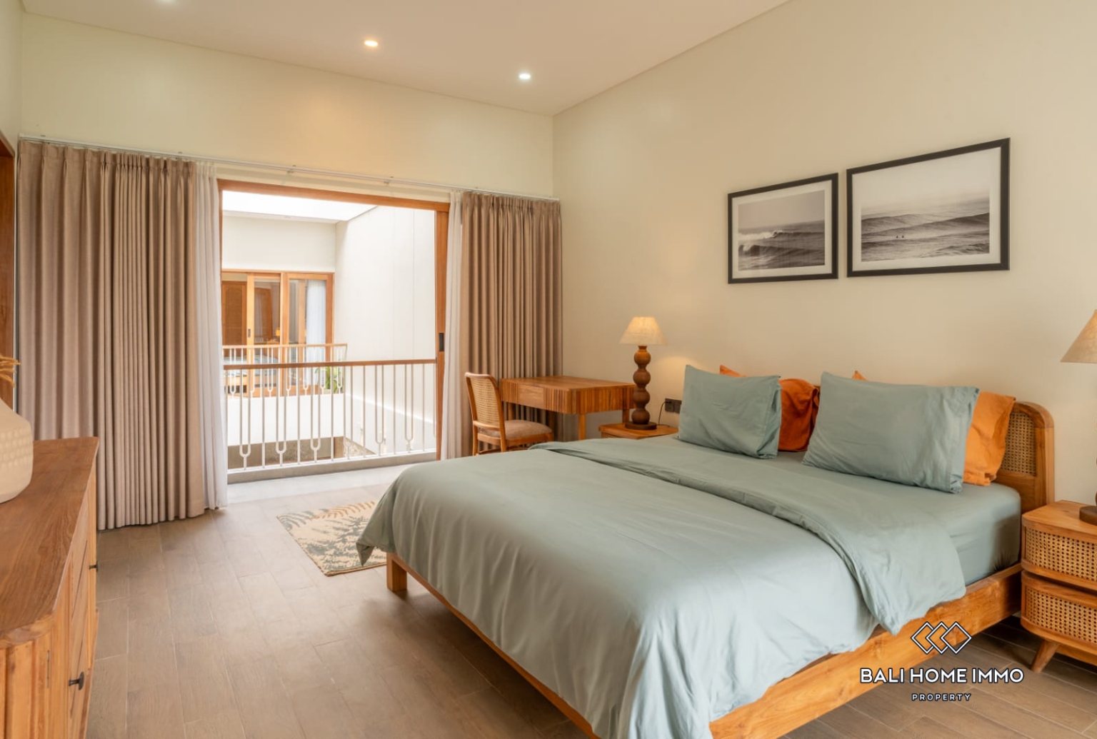 two villas for sale in in Umalas near school view 12